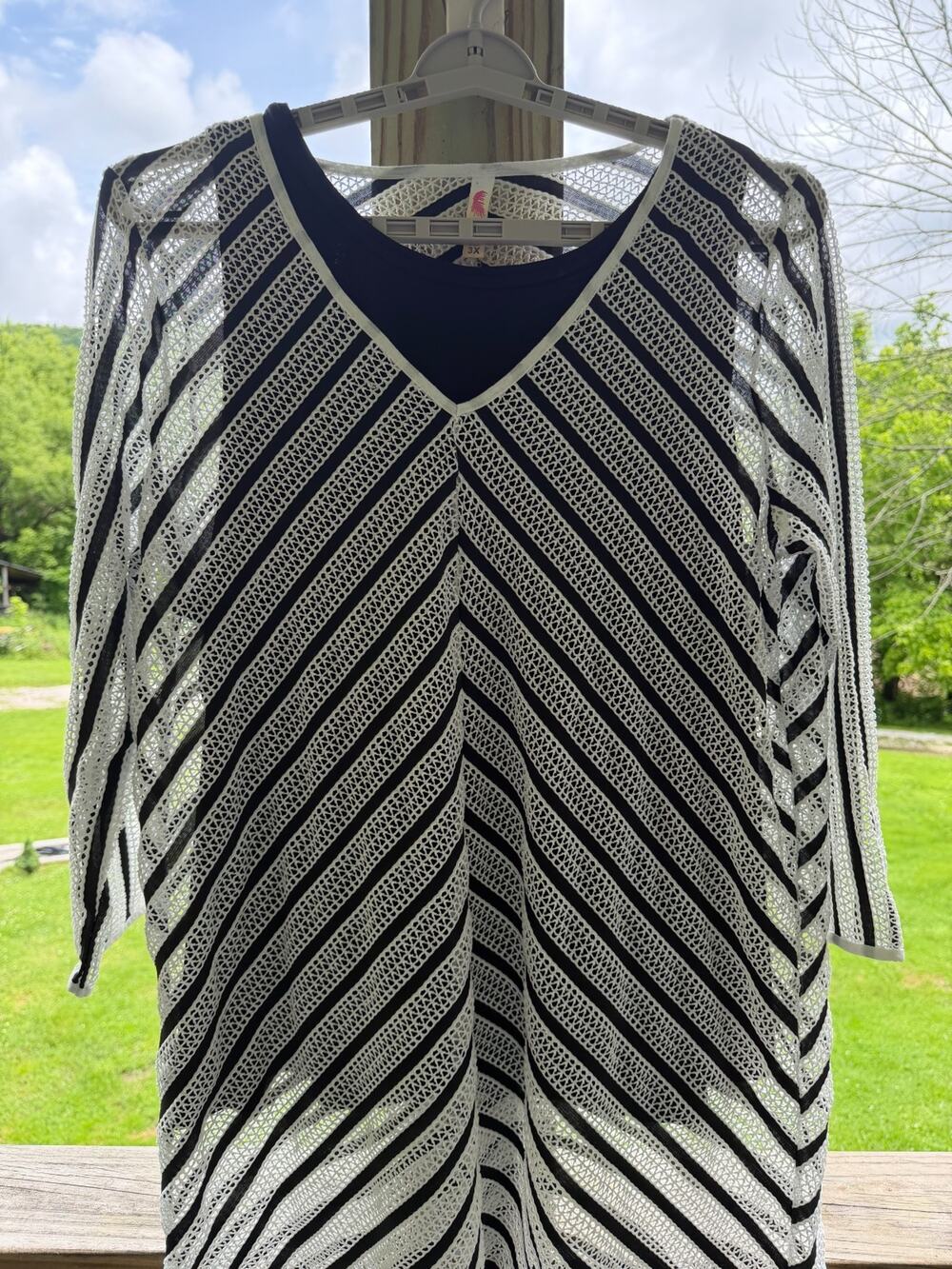 Boho Lagenlook Boutique Plus Size Black/White Stretch Tunic / Cover-Up Size 3X